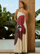Schulterfreies, rückenfreies, langes Wickelkleid mit Blumenmuster